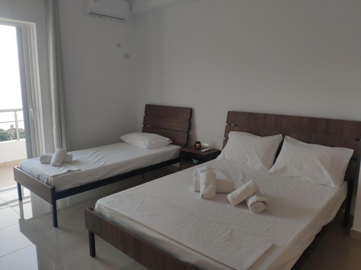 Kolagji Rooms Lukove Exterior photo
